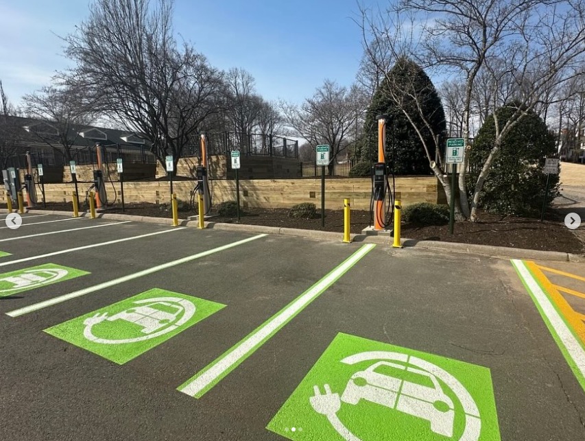 EV charging stations at Penderbrook Golf Club in Fairfax, VA